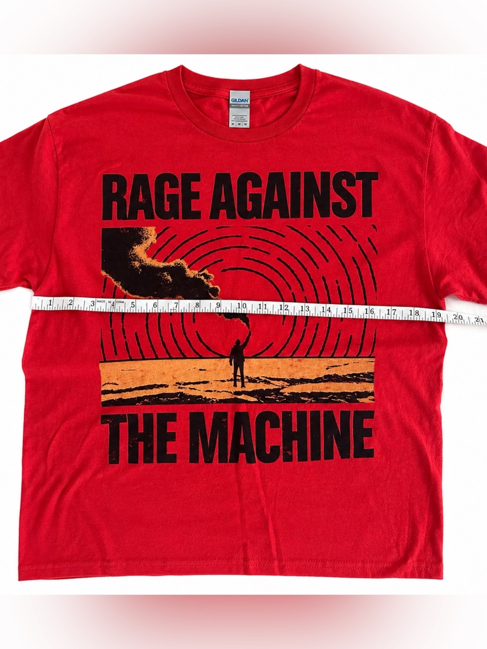 Rage Against the Machine Red Graphic Band Tee | Gildan | Medium - Picture 5 of 8